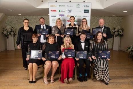 Essex Radio breakfast presenter, Su Harrison with winners of the Rochford District Business Awards (photo credit: Tina Wing Business Photography)
